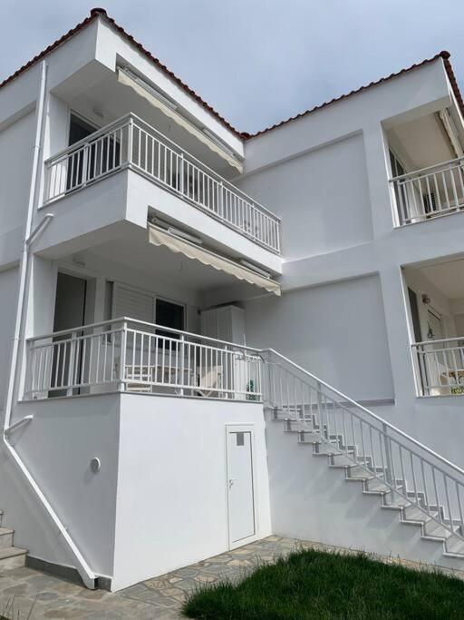 Appartamento Teresa House Kalyves Polygyrou Esterno foto